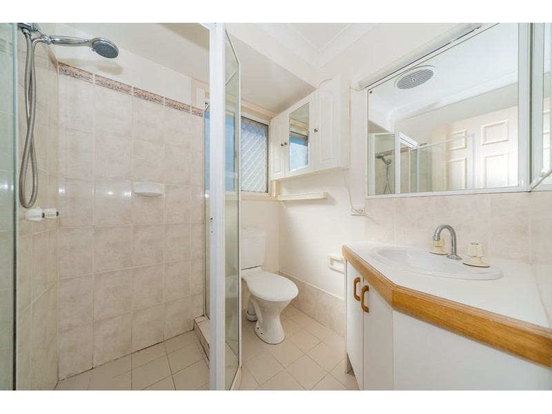 1/487 Pine Ridge Road, Runaway Bay QLD 4216