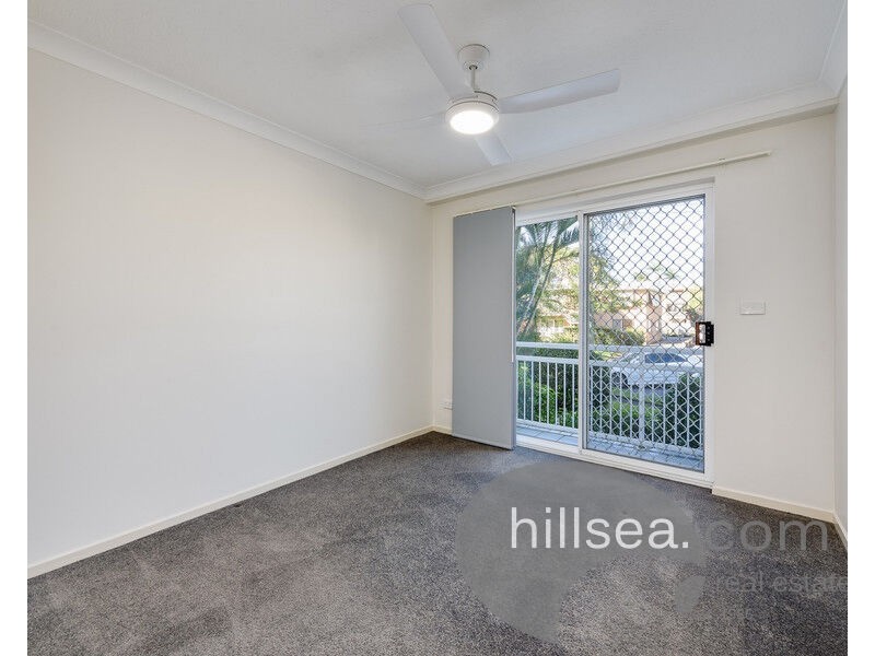 2/3 Vernia Place, Biggera Waters QLD 4216