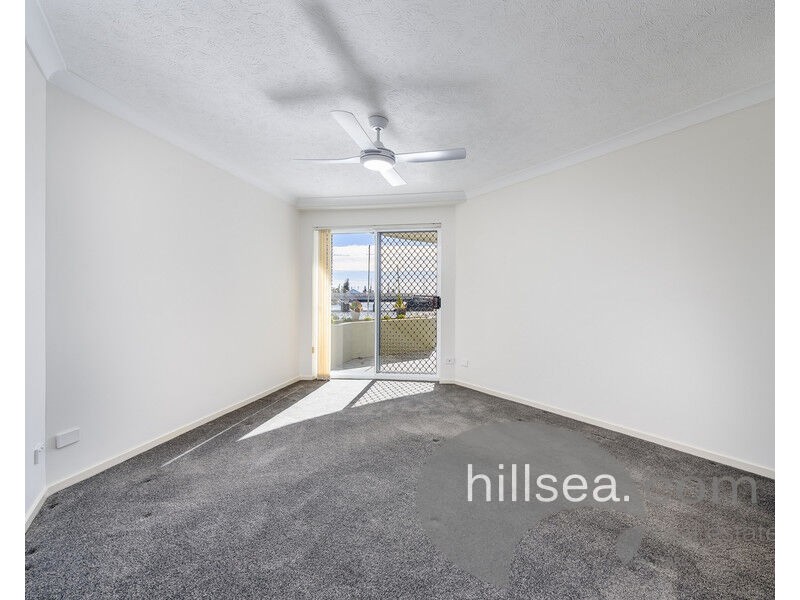 2/3 Vernia Place, Biggera Waters QLD 4216