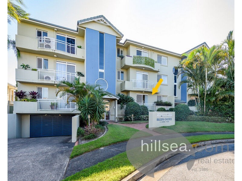 2/3 Vernia Place, Biggera Waters QLD 4216
