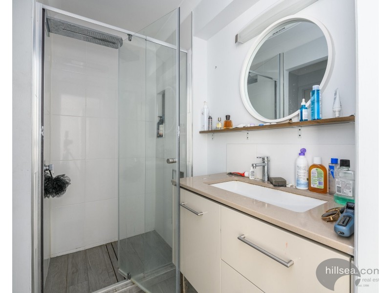 6/601 Pine Ridge Road, Biggera Waters QLD 4216