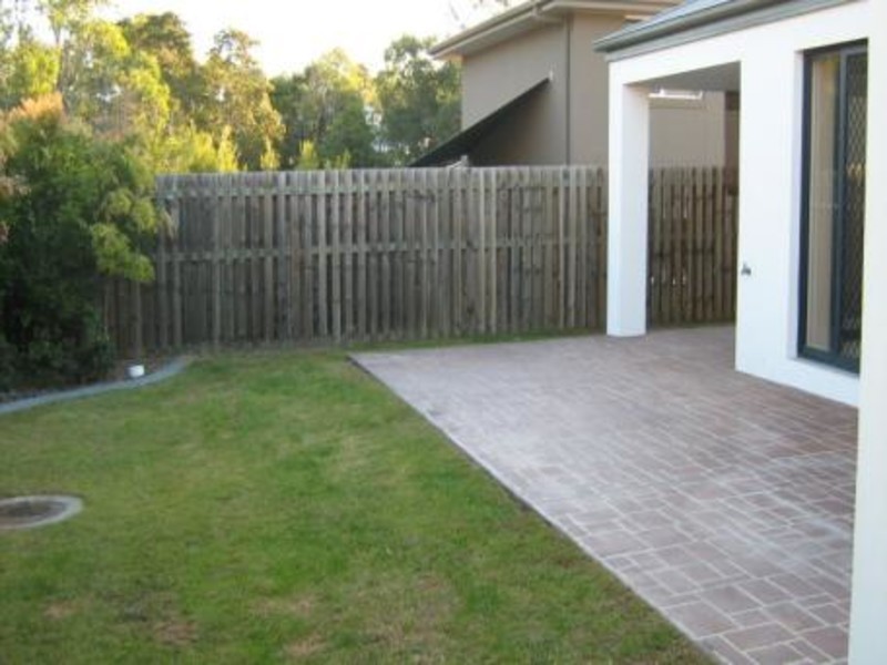 11 Vermont Street, Oxenford QLD 4210