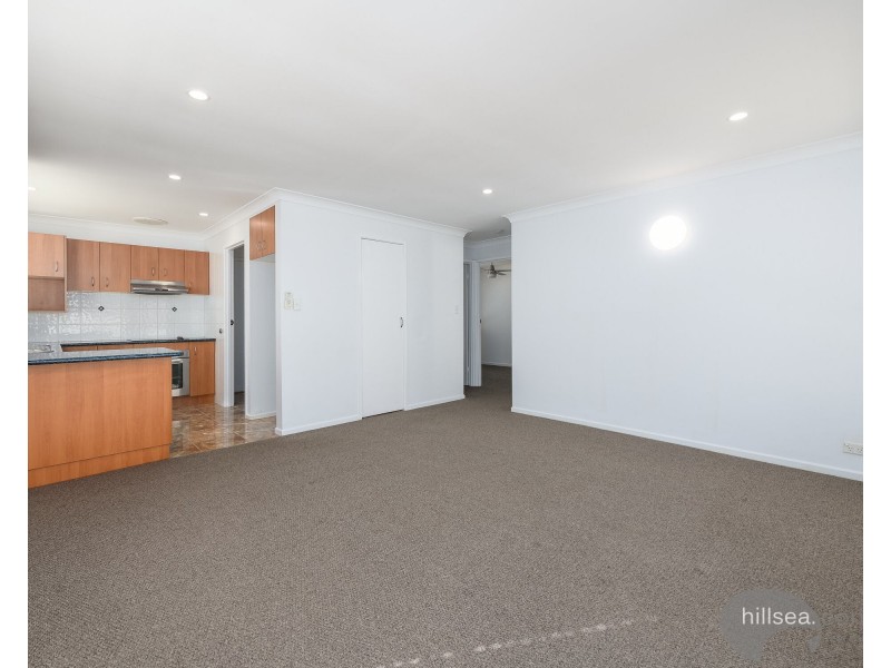 2/19 Abalone Avenue, Paradise Point QLD 4216