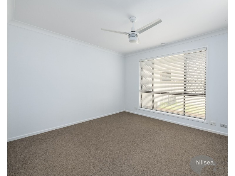 2/19 Abalone Avenue, Paradise Point QLD 4216