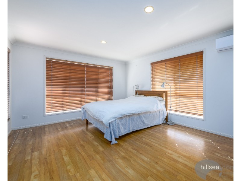 18 Cherry Hill Crescent, Parkwood QLD 4214