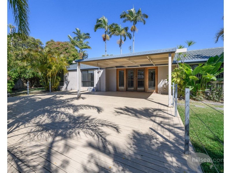 4 Baxter Court, Arundel QLD 4214
