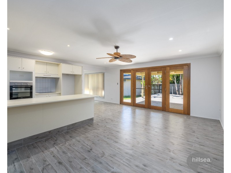 4 Baxter Court, Arundel QLD 4214