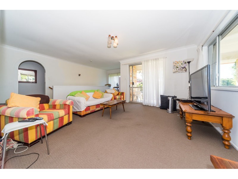 6 Daru Avenue, Runaway Bay QLD 4216