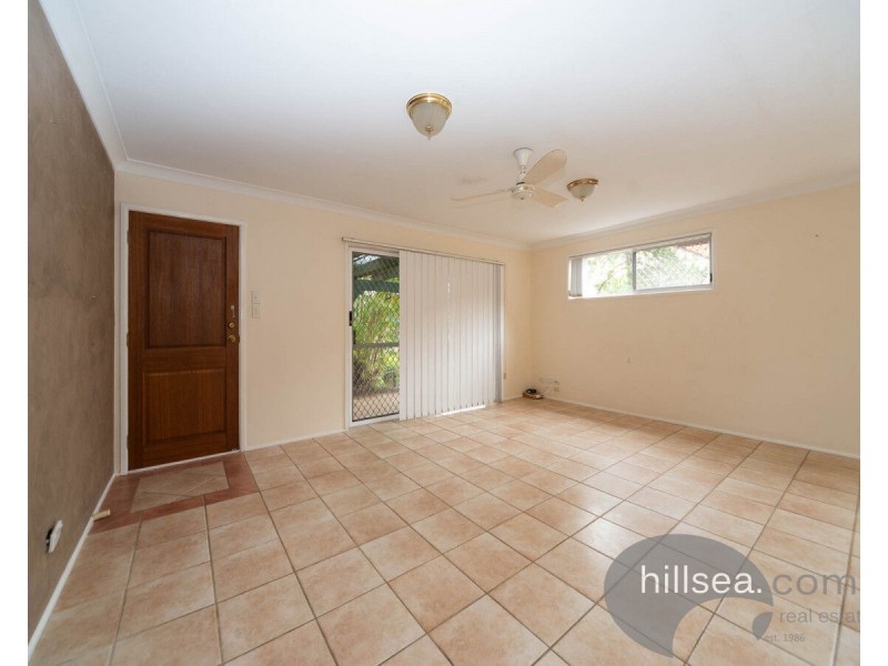 11 Winani Drive, Ashmore QLD 4214