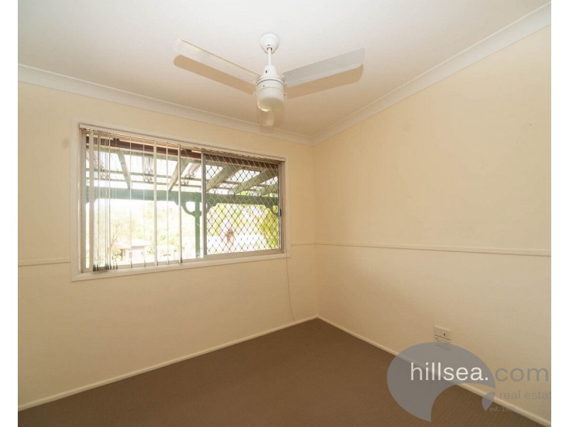 11 Winani Drive, Ashmore QLD 4214