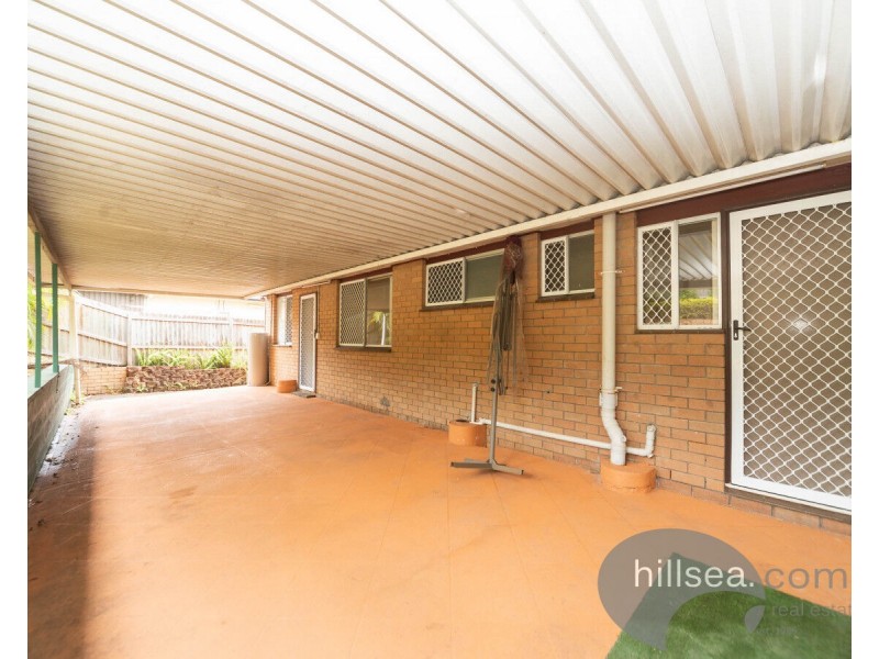 11 Winani Drive, Ashmore QLD 4214