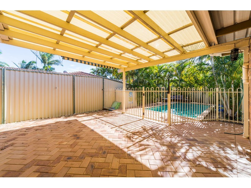 2/4 Brady Drive, Coombabah QLD 4216