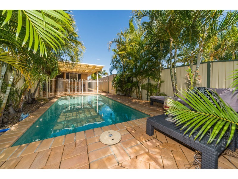 2/4 Brady Drive, Coombabah QLD 4216