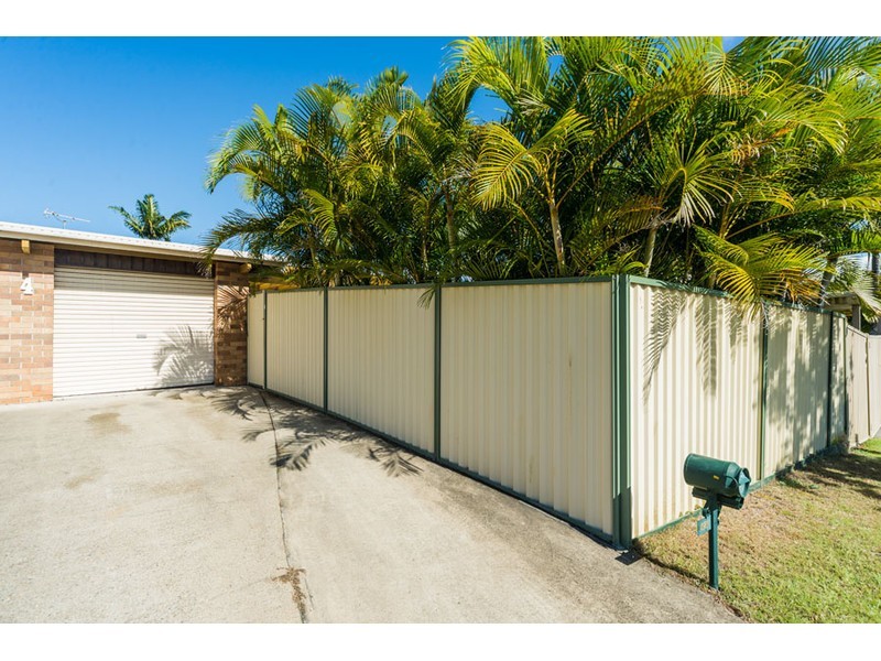 2/4 Brady Drive, Coombabah QLD 4216