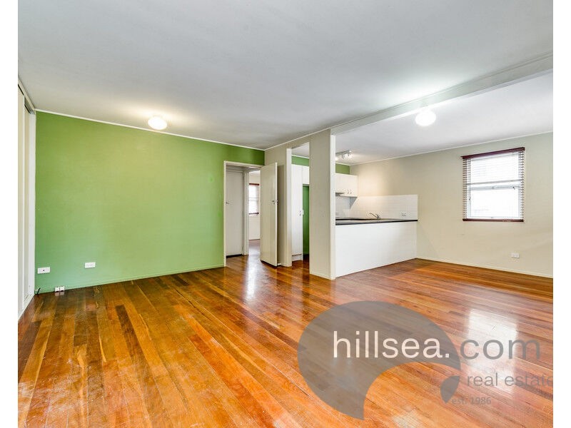 6/107A Frank Street, Labrador QLD 4215