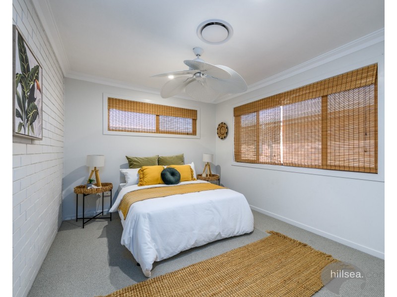 73 Poinsettia Avenue, Hollywell QLD 4216