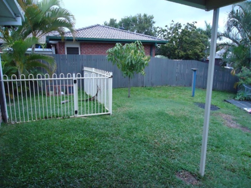 2/25 Kenny Drive, Labrador QLD 4215