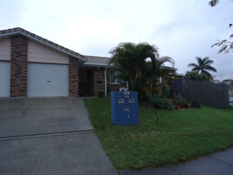 2/25 Kenny Drive, Labrador QLD 4215