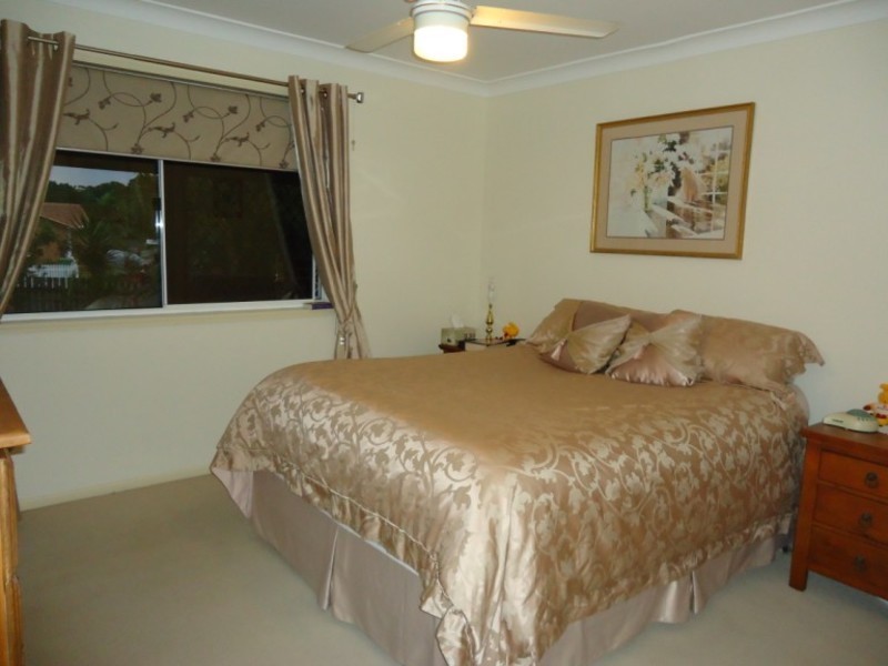 2/25 Kenny Drive, Labrador QLD 4215