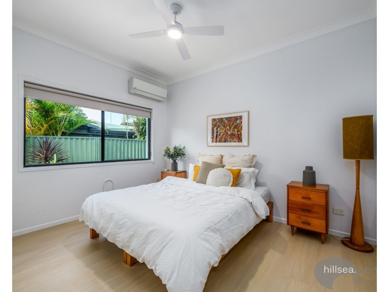 19 Perry Place, Biggera Waters QLD 4216