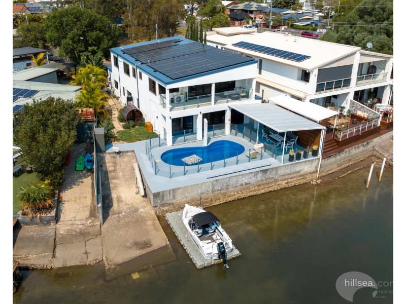 19 Perry Place, Biggera Waters QLD 4216