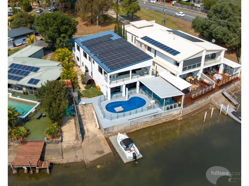 19 Perry Place, Biggera Waters QLD 4216