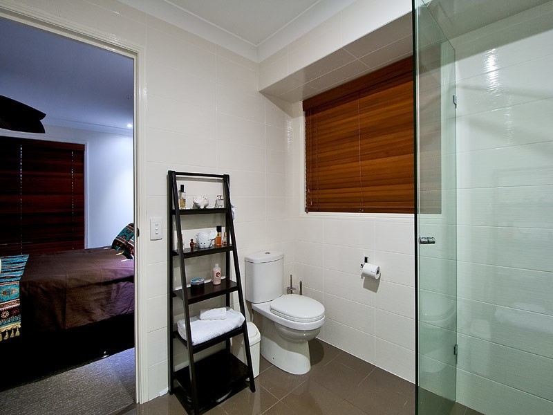 17 Maidstone Place, Parkwood QLD 4214