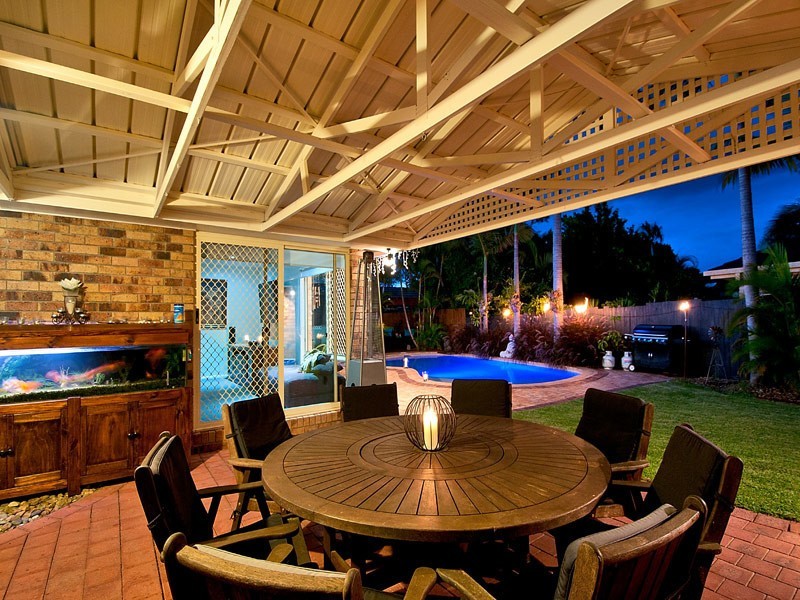 17 Maidstone Place, Parkwood QLD 4214