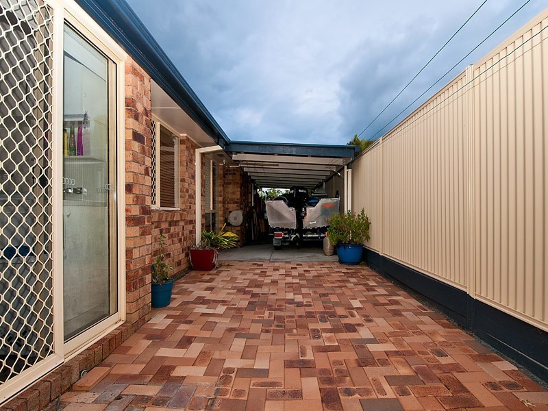 17 Maidstone Place, Parkwood QLD 4214