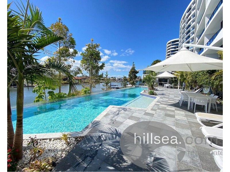 3803/5 Harbour Side Court, Biggera Waters QLD 4216