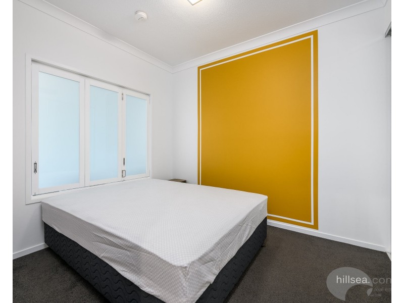 3803/5 Harbour Side Court, Biggera Waters QLD 4216
