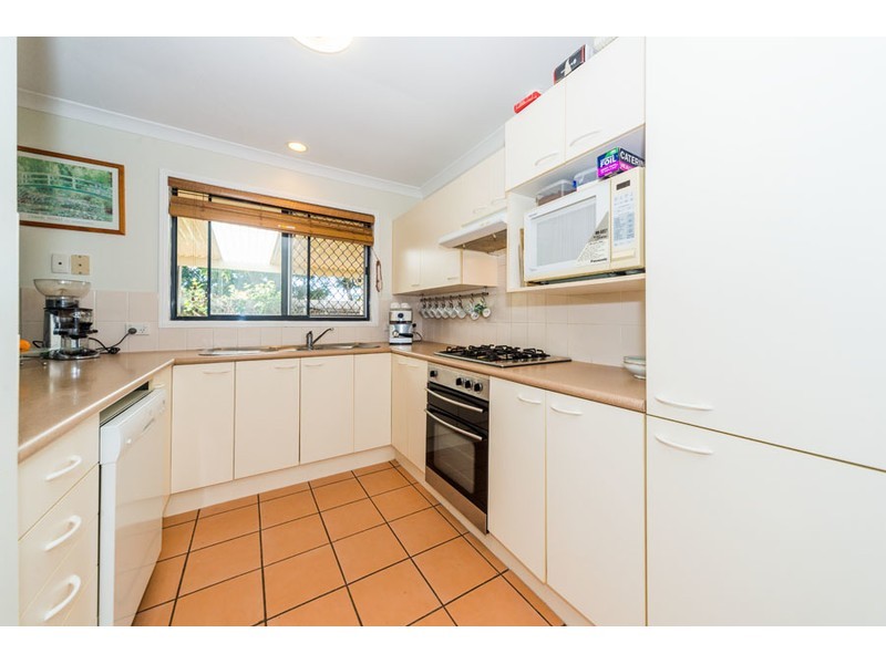 15 Bernini Drive, Coombabah QLD 4216