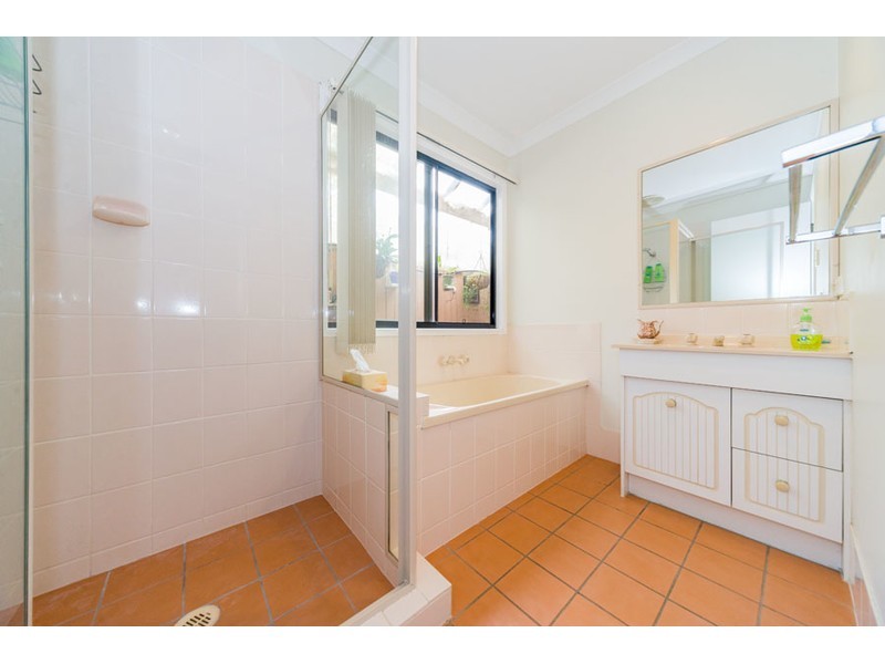 15 Bernini Drive, Coombabah QLD 4216