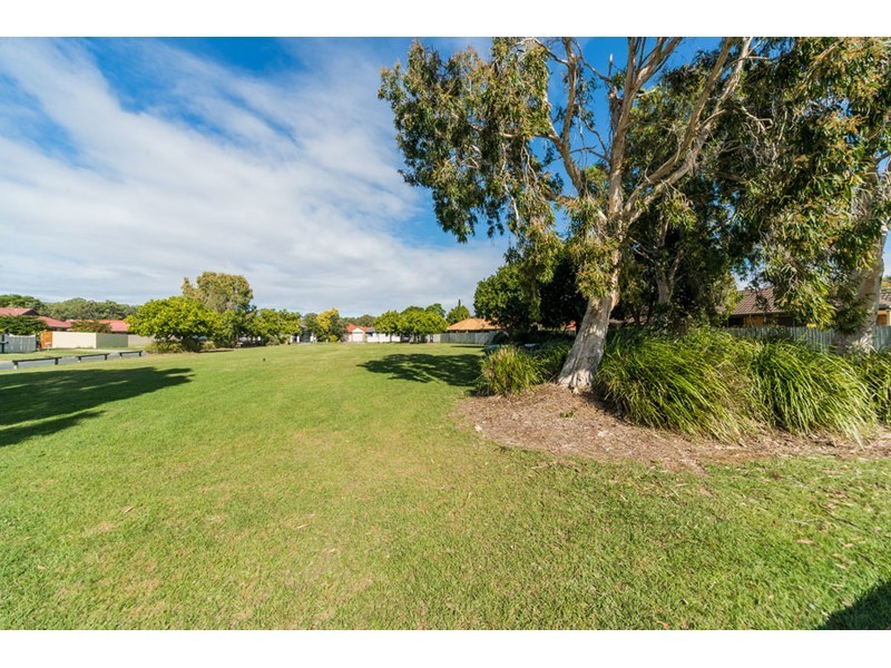 15 Bernini Drive, Coombabah QLD 4216
