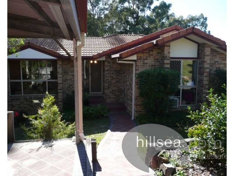 27 Rebbechi Court, Parkwood QLD 4214