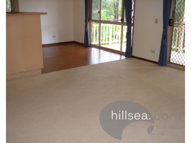 27 Rebbechi Court, Parkwood QLD 4214