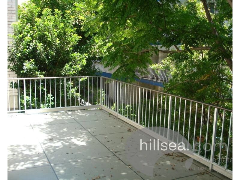 4/50 Brighton Street, Biggera Waters QLD 4216