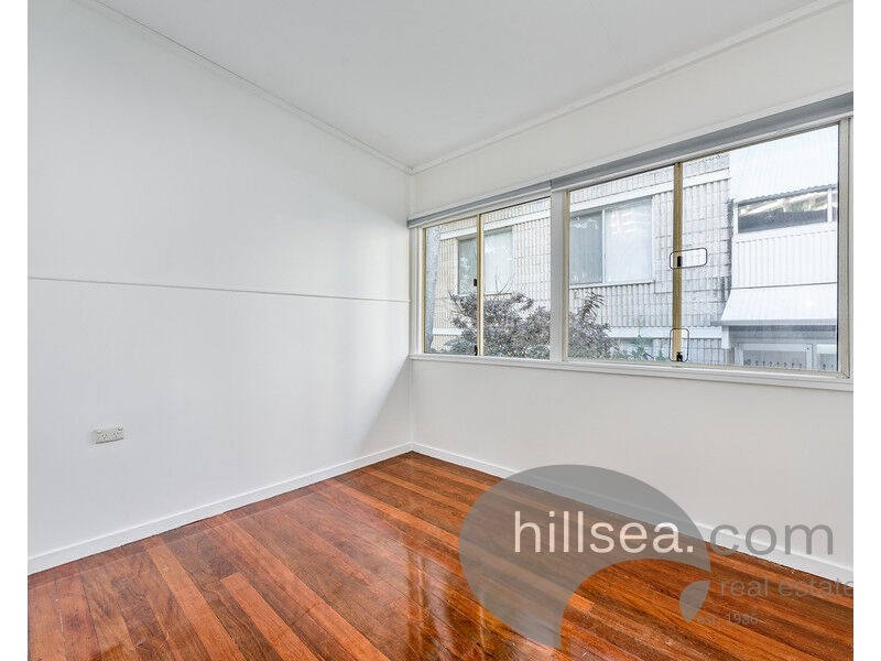 11 Aubrey Street, Surfers Paradise QLD 4217