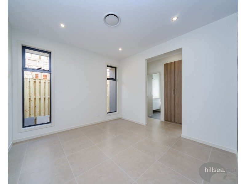 4 Laurel Drive, Helensvale QLD 4212