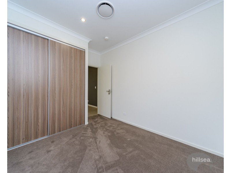 4 Laurel Drive, Helensvale QLD 4212