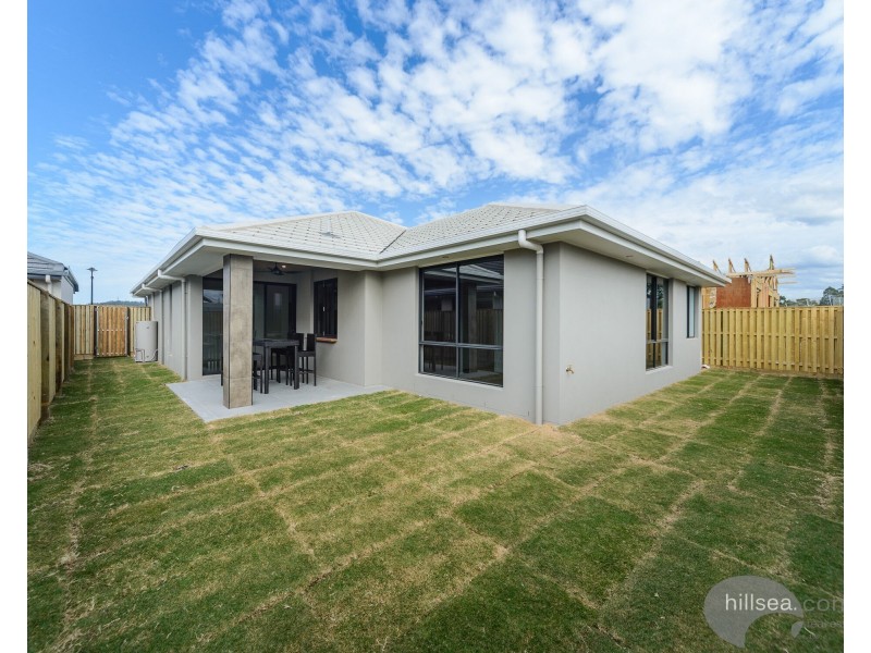 4 Laurel Drive, Helensvale QLD 4212