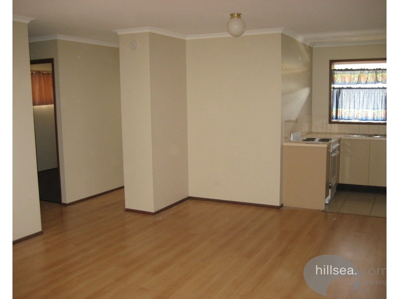 2/1 Jean Street, Labrador QLD 4215