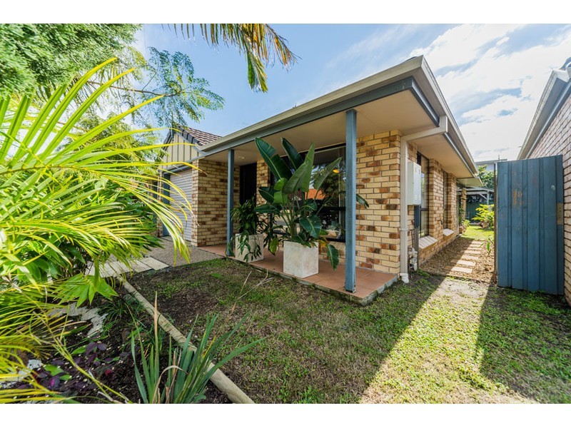 24 Bernini Drive, Coombabah QLD 4216