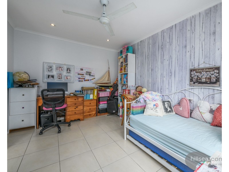 1/293 Government Street, Labrador QLD 4215