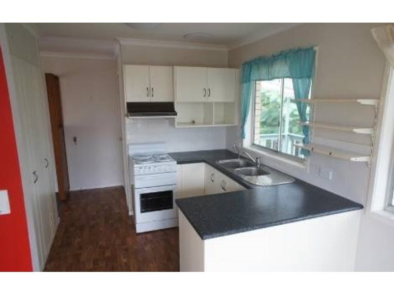 50 Markham Avenue, Runaway Bay QLD 4216