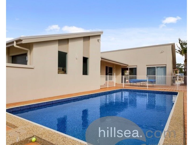 28 Daru Avenue, Runaway Bay QLD 4216