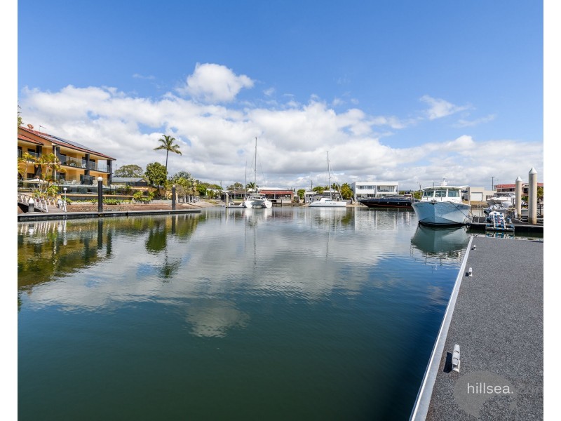 28 Daru Avenue, Runaway Bay QLD 4216