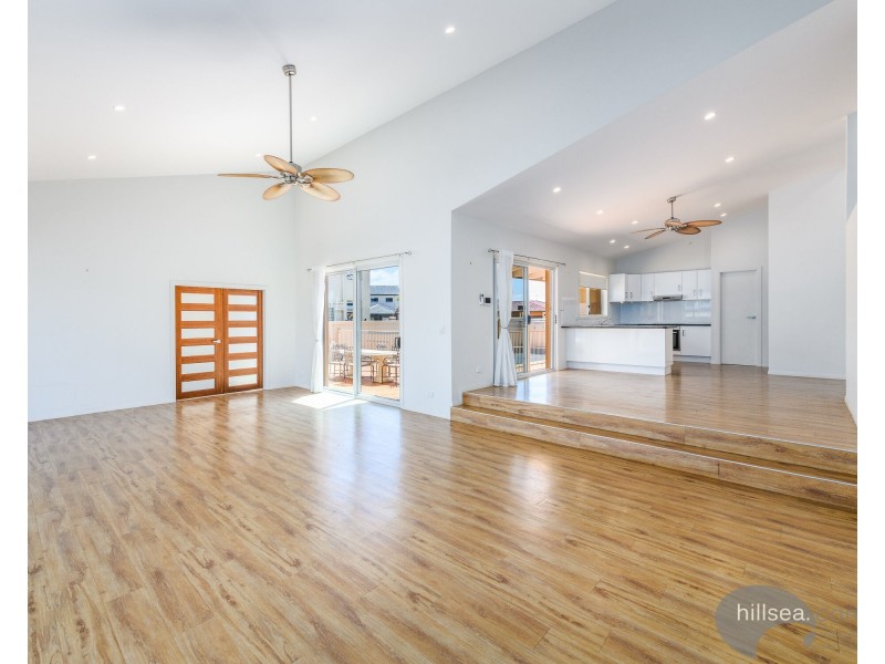 28 Daru Avenue, Runaway Bay QLD 4216