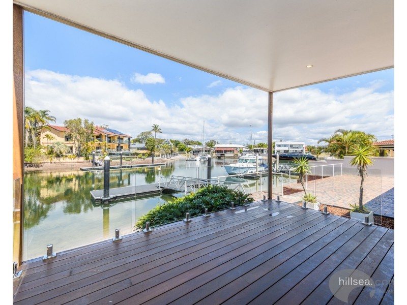 28 Daru Avenue, Runaway Bay QLD 4216