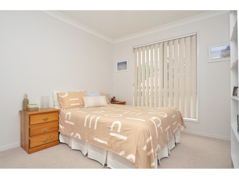 4 Zoeller Drive, Parkwood QLD 4214